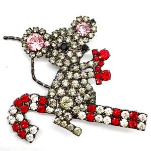 Holiday Mouse on Candy Cane - Christmas Brooch 🐭